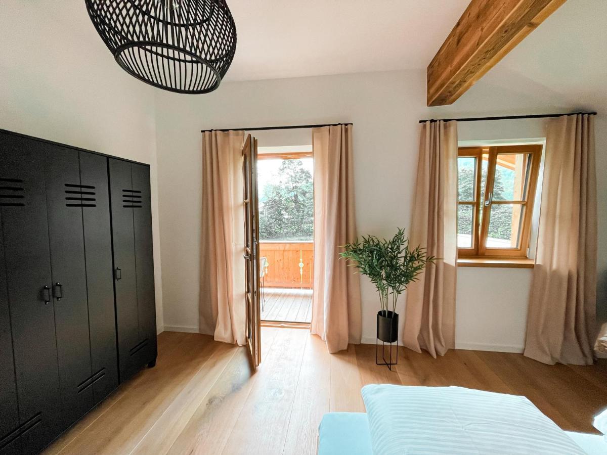 Lichtdurchflutete Doppelhaushälfte In * Kreuth